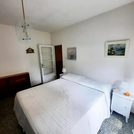 Apartment Cristina's House Near Varenna